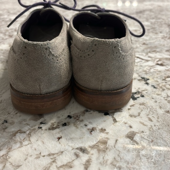 Boden gray suede wingtip loafers. Sz 38 - Picture 3 of 8